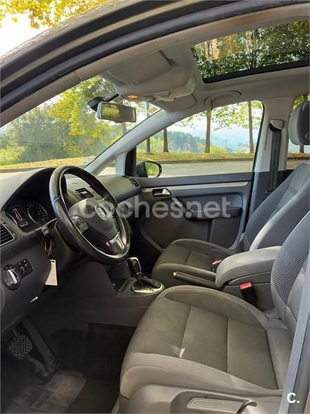 Gris / plata Usado 2014 VW Touran Business Monovolumen | 8900 € (Precio justo) - Imagen 1/4