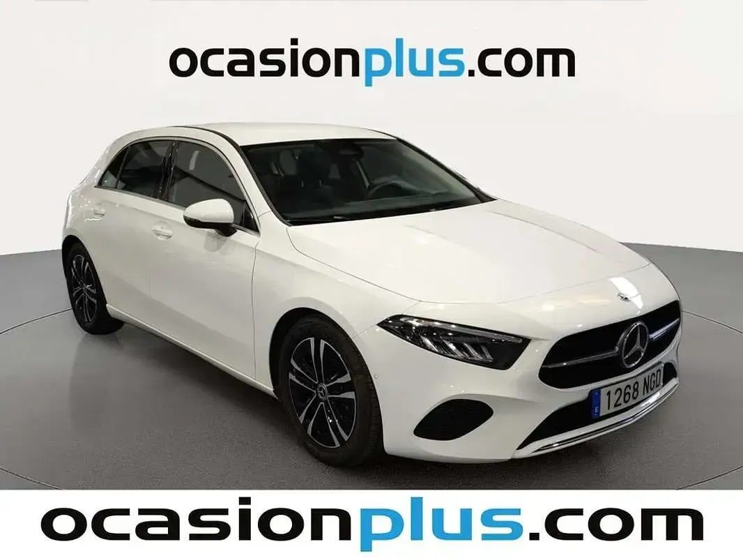 Usado Mercedes A180 Advanced 136 CV (100 kW) 2025 Blanco Utilitario