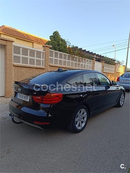 Usado BMW 318 Gran Turismo 143 CV (105 kW) 2013 Negro Berlina