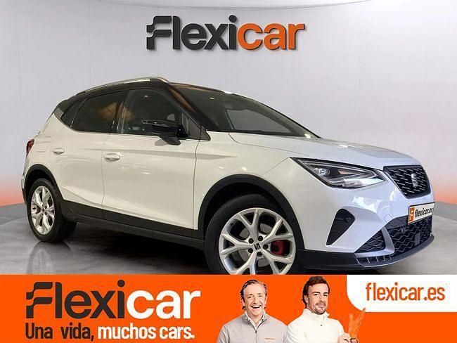 Blanco Usado 2023 Seat Arona FR SUV | 21.990 € (Un poco caro) - Imagen 1/4