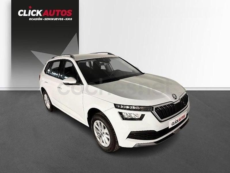Usado Skoda Kamiq Ambition 95 CV (69 kW) 2024 Blanco SUV