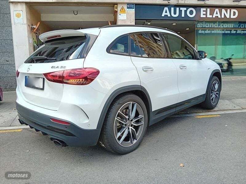 Blanco Usado 2021 Mercedes GLA35 AMG AMG SUV | 59.900 € - Imagen 1/4