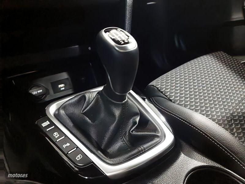 Usado Kia Ceed 136 CV (100 kW) 2023 Blanco Utilitario