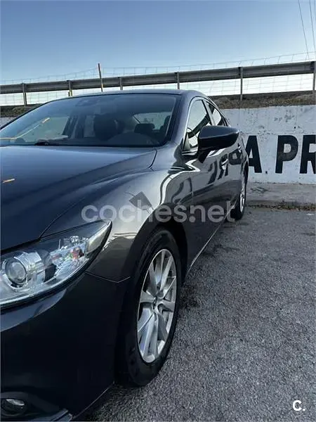 Usado Mazda 6 Luxury 150 CV (110 kW) 2015 Negro Berlina