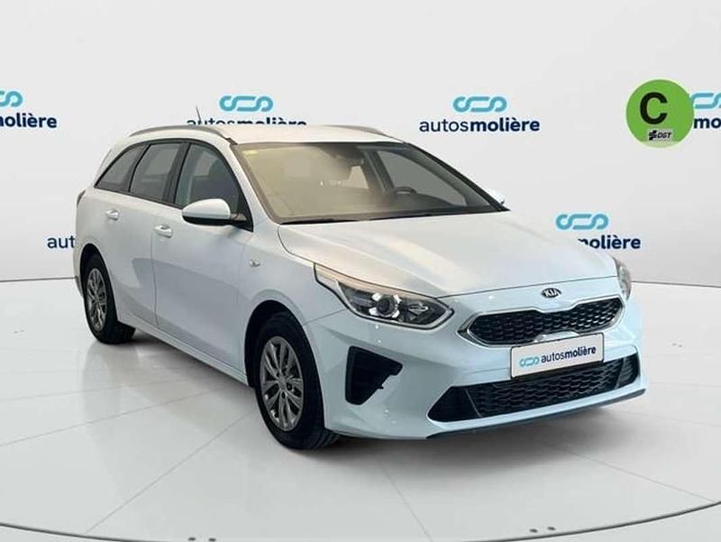 Usado Kia Ceed 120 CV (88 kW) 2020 Blanco Utilitario