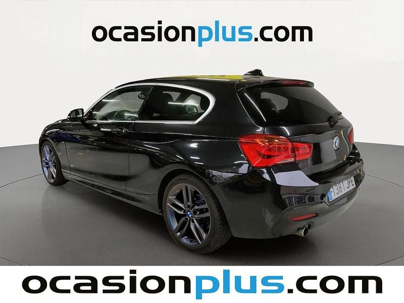 Usado BMW 118 150 CV (110 kW) 2016 Negro Utilitario