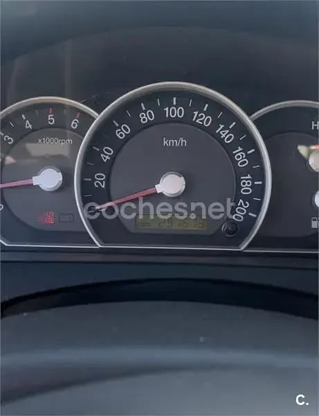 Usado Kia Sorento 170 CV (125 kW) 2007 Negro SUV
