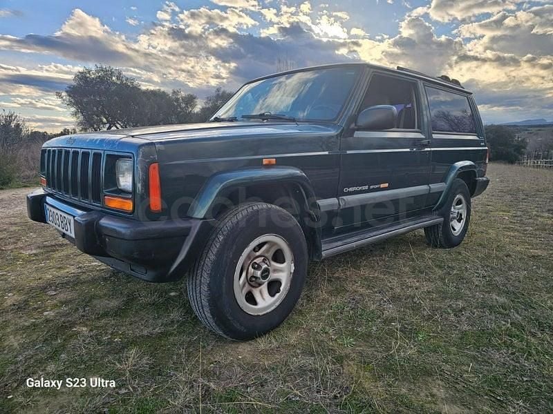 Usado Jeep Cherokee Sport 115 CV (84 kW) 2001 Verde SUV