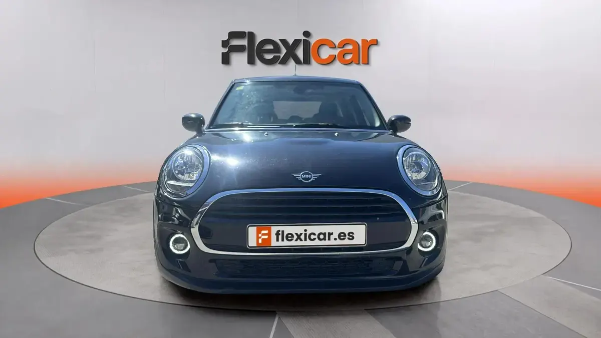 Usado Mini ONE 102 CV (75 kW) 2020 Negro Utilitario