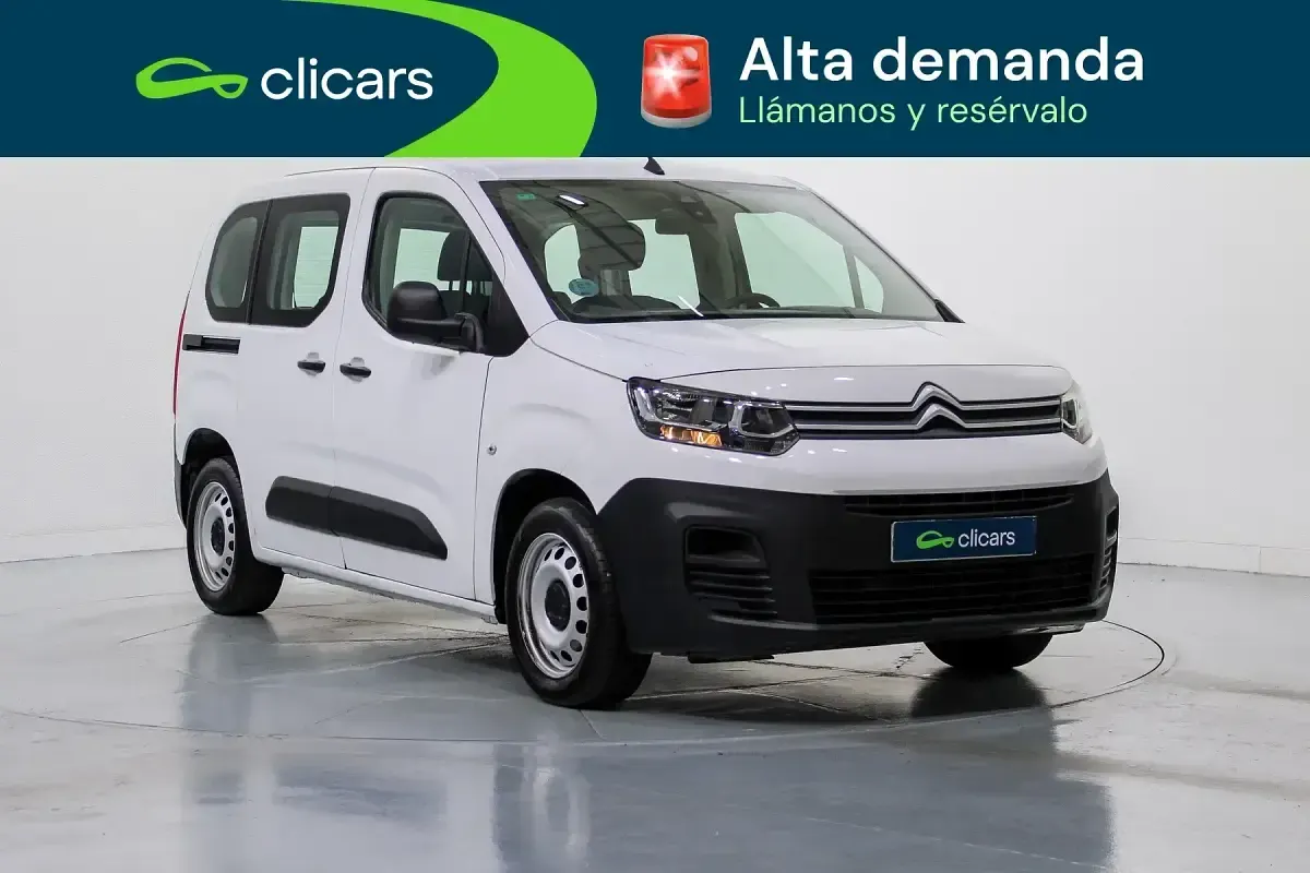 Usado Citroën Berlingo Live 102 CV (75 kW) 2020 Blanco Monovolumen
