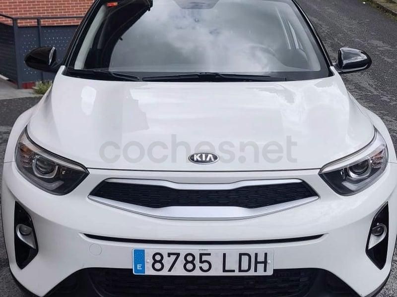 Usado Kia Stonic 100 CV (73 kW) 2019 Blanco SUV