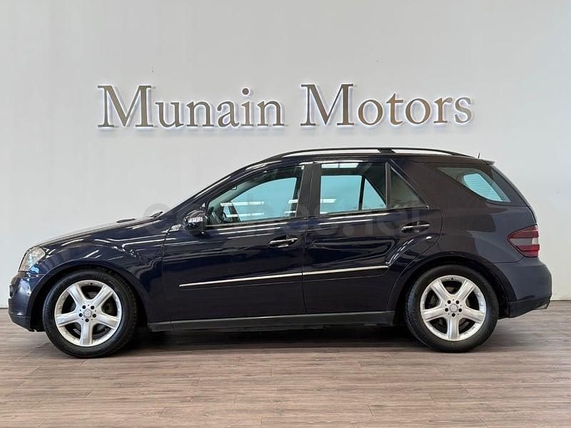 Usado Mercedes ML320 224 CV (164 kW) 2007 Azul SUV