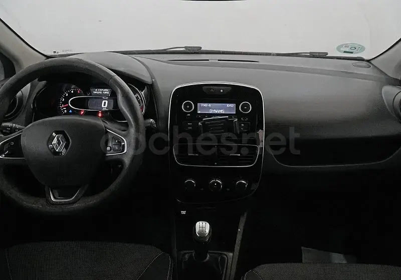 Usado Renault Clio Zen 110 CV (80 kW) 2018 Blanco Familiar