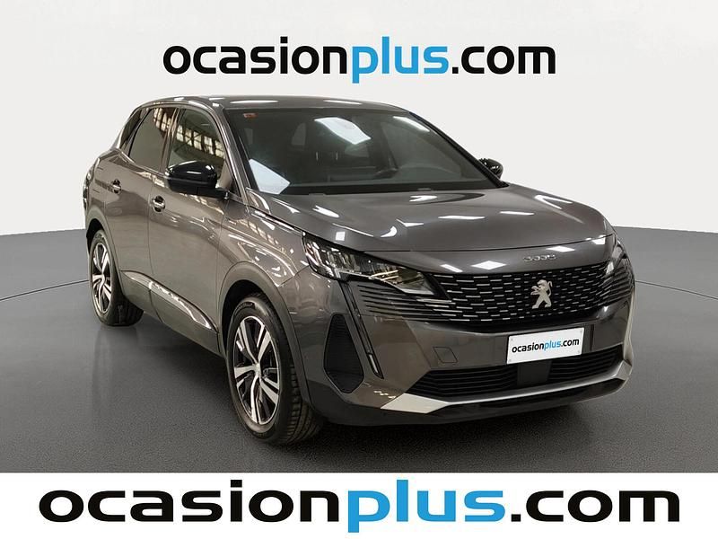 Usado Peugeot 3008 Allure 300 CV (220 kW) 2023 Gris SUV