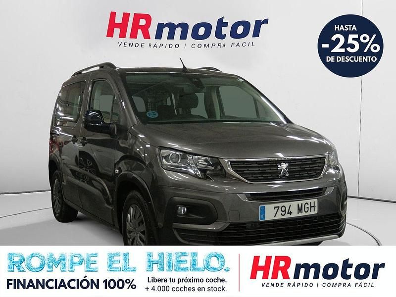 Usado Peugeot Rifter Allure 131 CV (96 kW) 2023 Gris Monovolumen