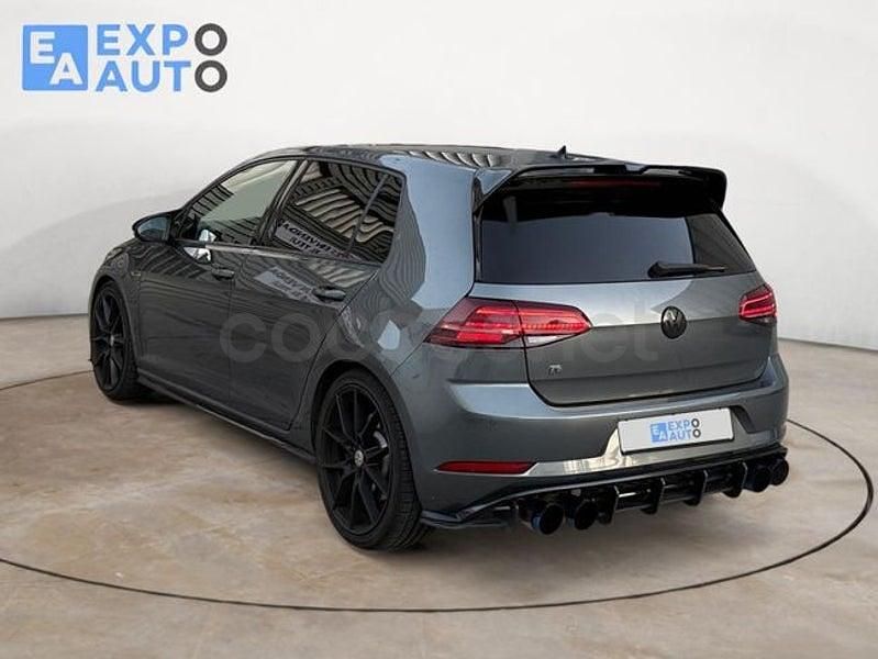 Usado VW Golf VII R 310 CV (228 kW) 2018 Gris / plata Berlina