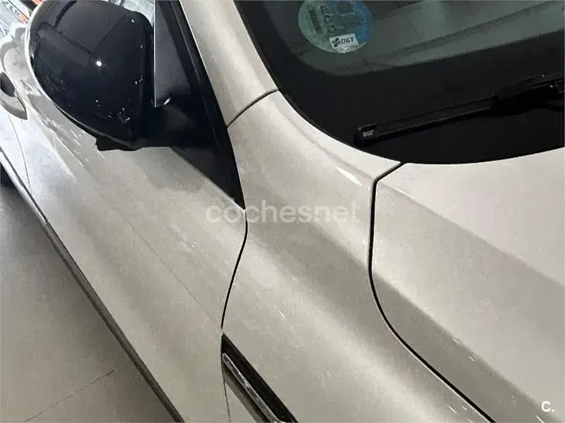Usado Renault Arkana Zen 140 CV (102 kW) 2022 Blanco SUV