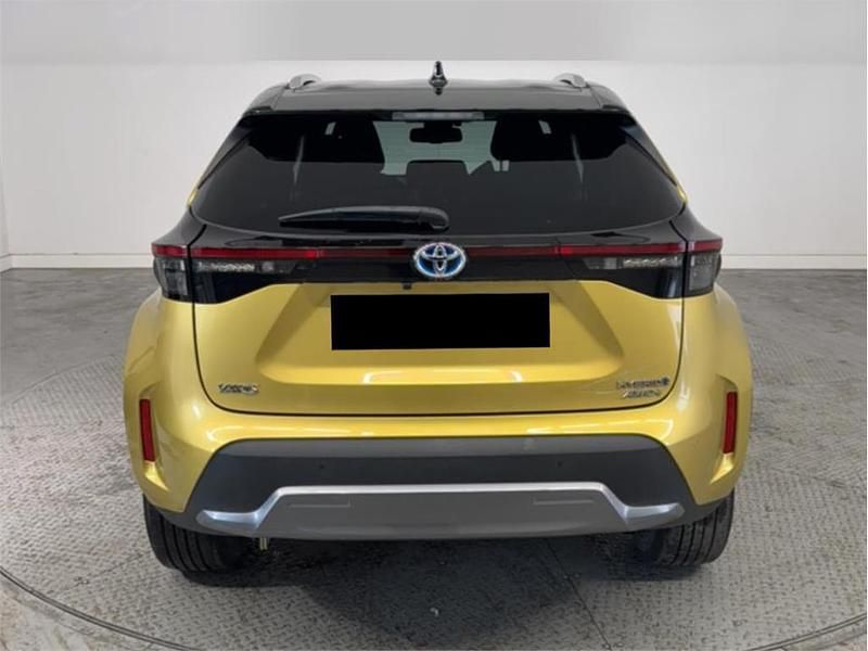 Usado Toyota Yaris Hybrid Edition 116 CV (85 kW) 2021 Bitono ámbar