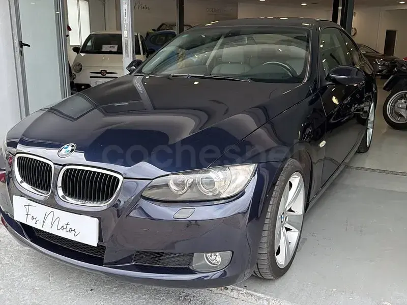 Usado BMW 320 177 CV (130 kW) 2007 Azul Coupe