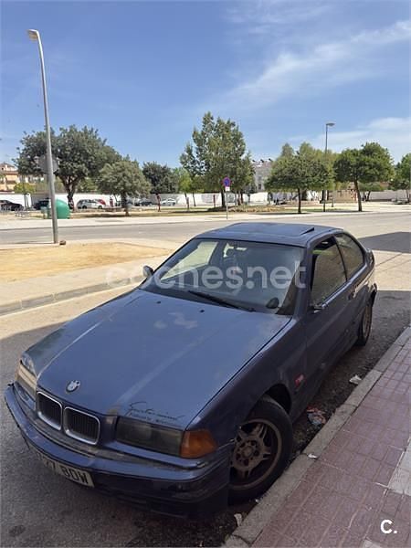 Usado BMW 316 102 CV (75 kW) 1992 Azul Berlina