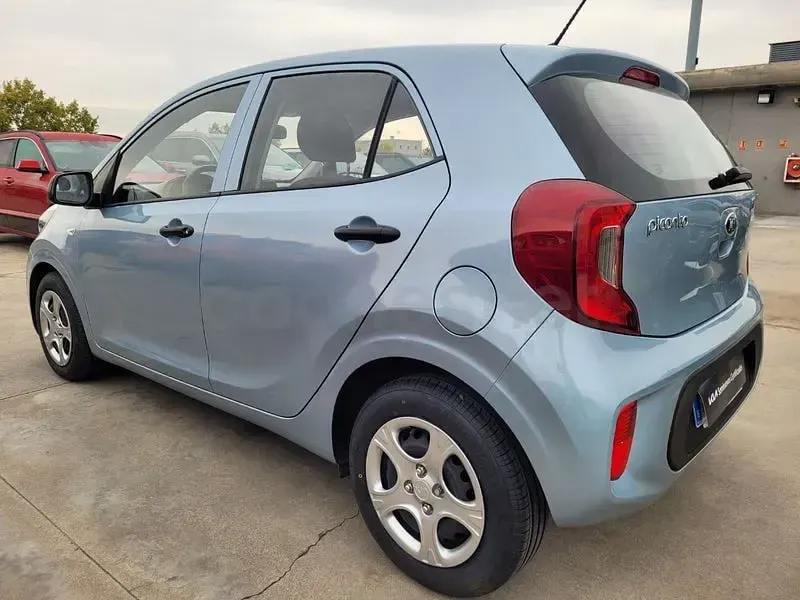 Usado Kia Picanto 67 CV (49 kW) 2019 Azul Utilitario