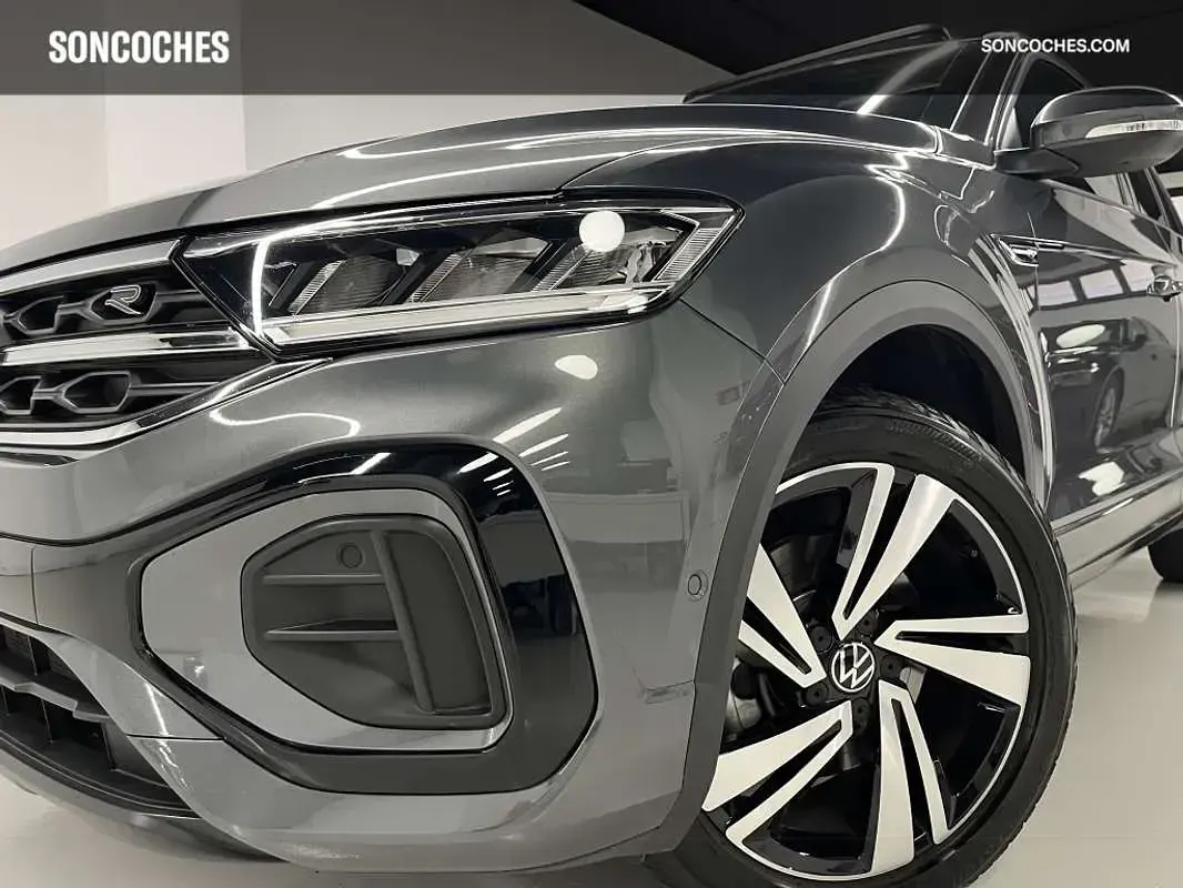 Usado VW T-Roc R-line 190 CV (139 kW) 2023 Gris SUV
