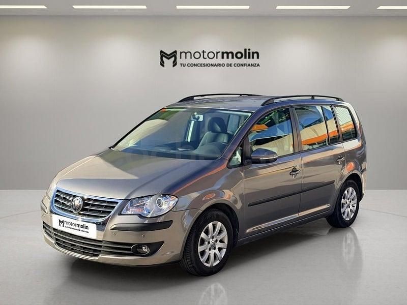 Usado VW Touran Advance 105 CV (77 kW) 2010 Gris Monovolumen