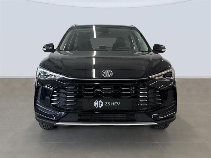 Usado MG ZS Comfort 197 HP (144 kW) 2024 Preto Sedan