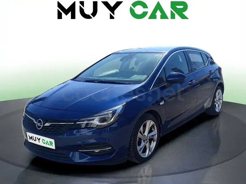 Usado Opel Astra 110 CV (80 kW) 2019 Azul Berlina