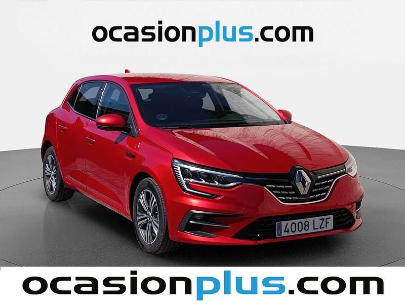 Usado Renault Mégane Zen 160 CV (117 kW) 2022 Rojo Utilitario