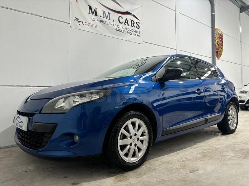 Usado Renault Mégane Dynamique 110 CV (80 kW) 2011 Azul Berlina