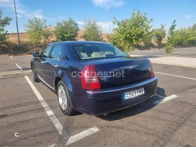 Usado Chrysler 300C 218 CV (160 kW) 2007 Negro Berlina