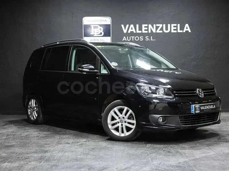 Usado VW Touran Advance 105 CV (77 kW) 2015 Negro Monovolumen