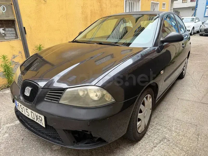 Usado Seat Ibiza Reference 64 CV (47 kW) 2006 Negro Utilitario
