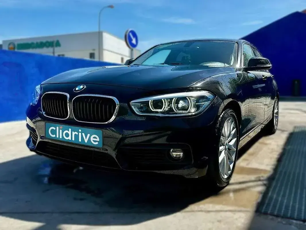 Usado BMW 118 143 CV (105 kW) 2016 Negro Utilitario