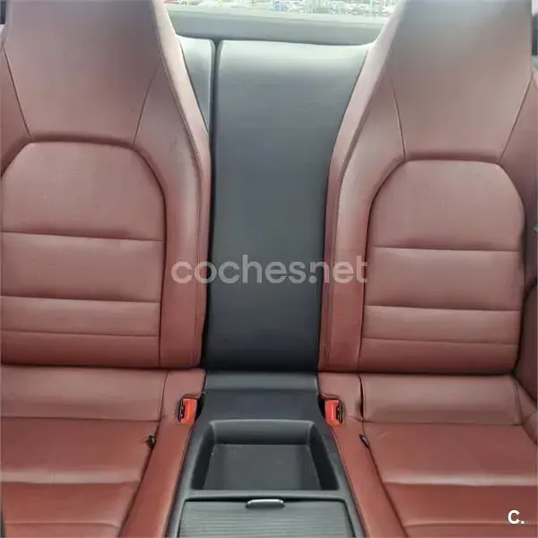 Usado Mercedes E350 Elegance 292 CV (214 kW) 2009 Gris / plata Coupe