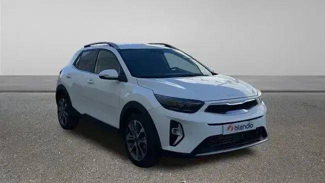 Usado Kia Stonic Style 100 CV (73 kW) 2025 Blanco SUV