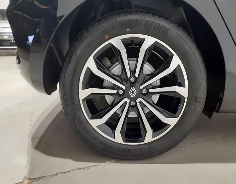 Usado Renault Clio V Techno 145 CV (106 kW) 2024 Negro Berlina