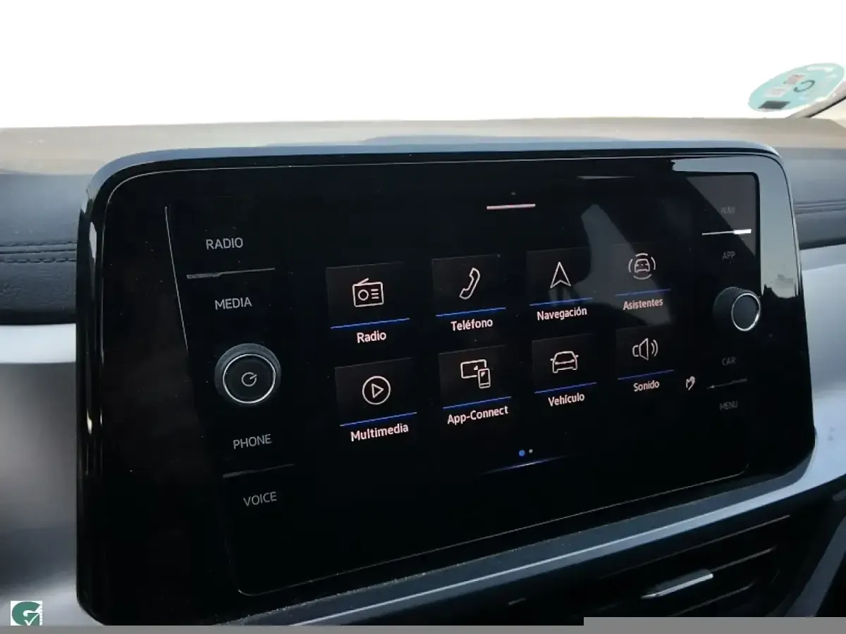 Usado VW T-Roc Life 115 CV (84 kW) 2024 Negro SUV