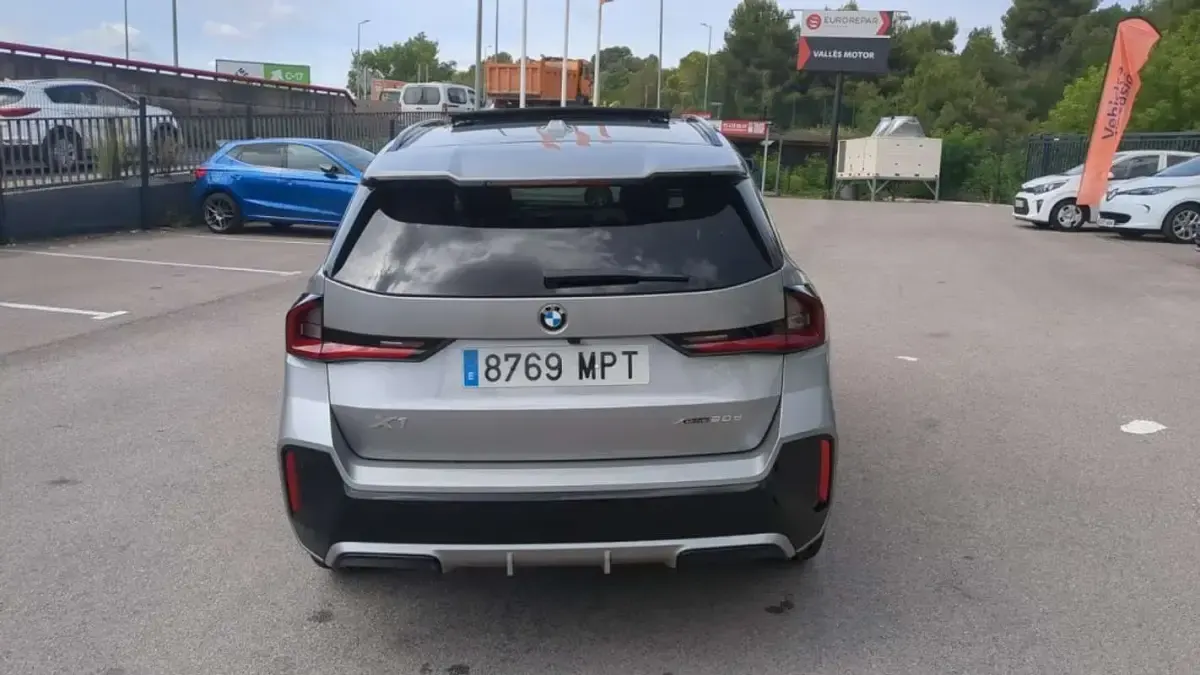 Usado BMW X1 xLine 150 CV (110 kW) 2024 Plateado SUV