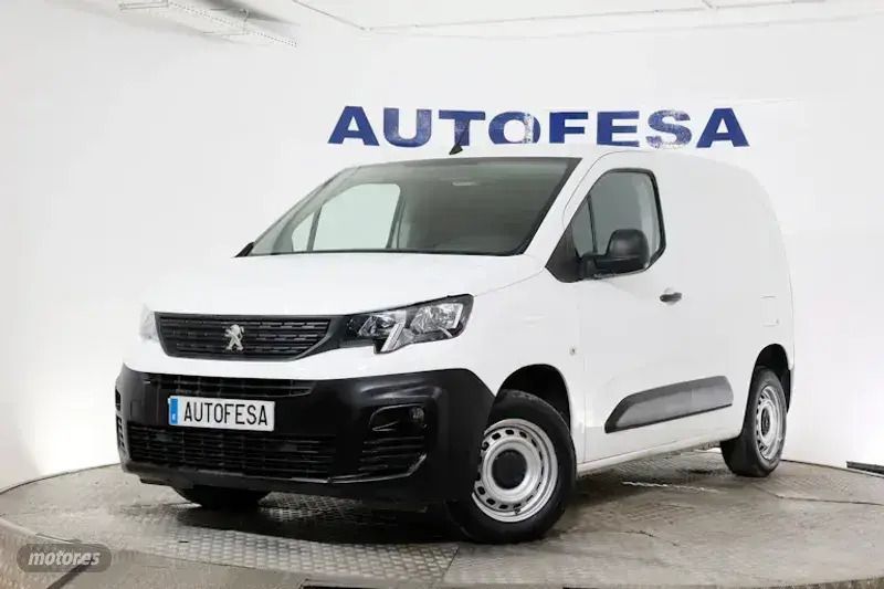 Blanco Usado 2021 Peugeot Partner Monovolumen | 11.350 € (Precio justo) - Imagen 1/4