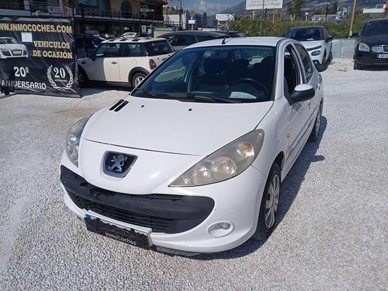 Blanco Usado 2009 Peugeot 206+ Utilitario | 3999 € (Precio justo) - Imagen 1/4