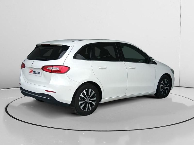 Usado Mercedes B180 117 CV (86 kW) 2019 Blanco Monovolumen
