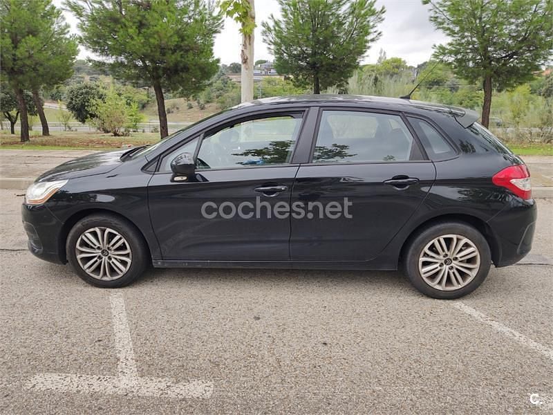 Usado Citroën C4 Live 110 CV (80 kW) 2015 Negro Berlina