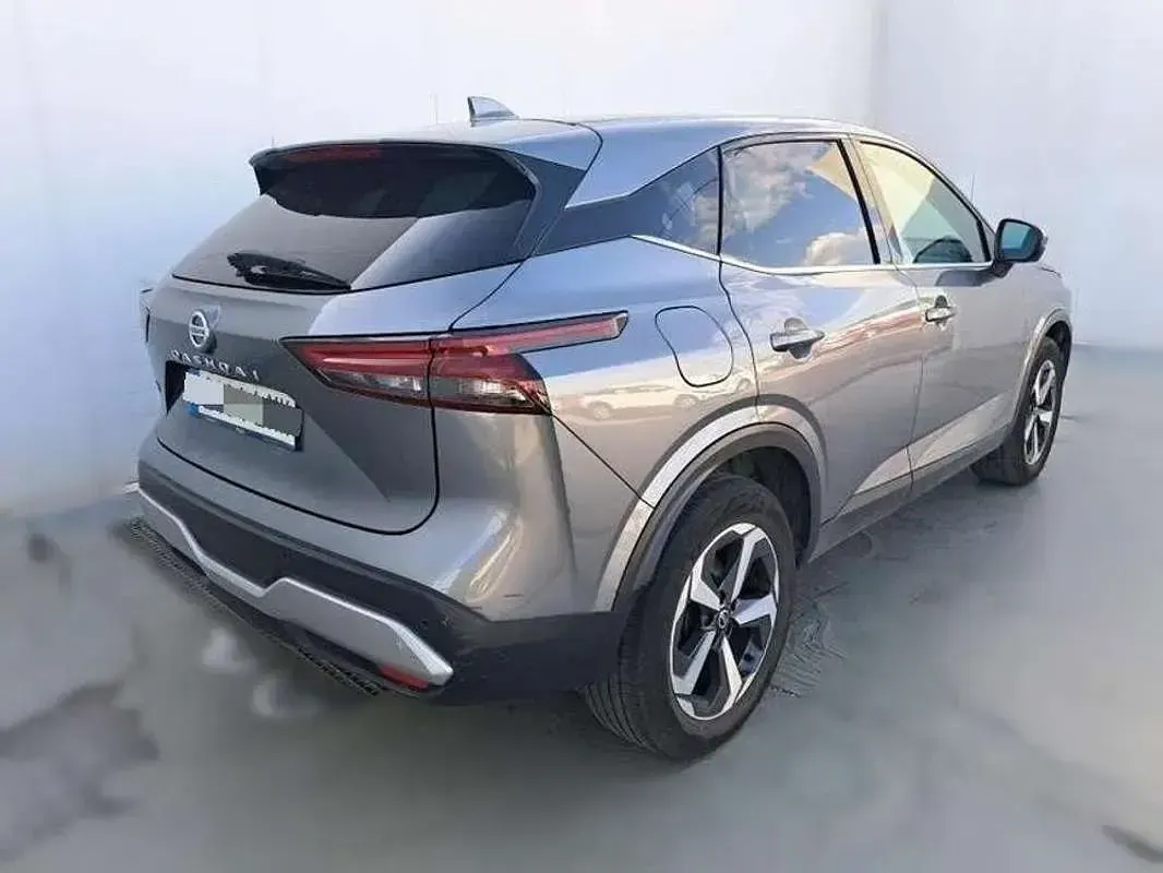Usado Nissan Qashqai N-Connecta 140 CV (102 kW) 2022 Gris SUV