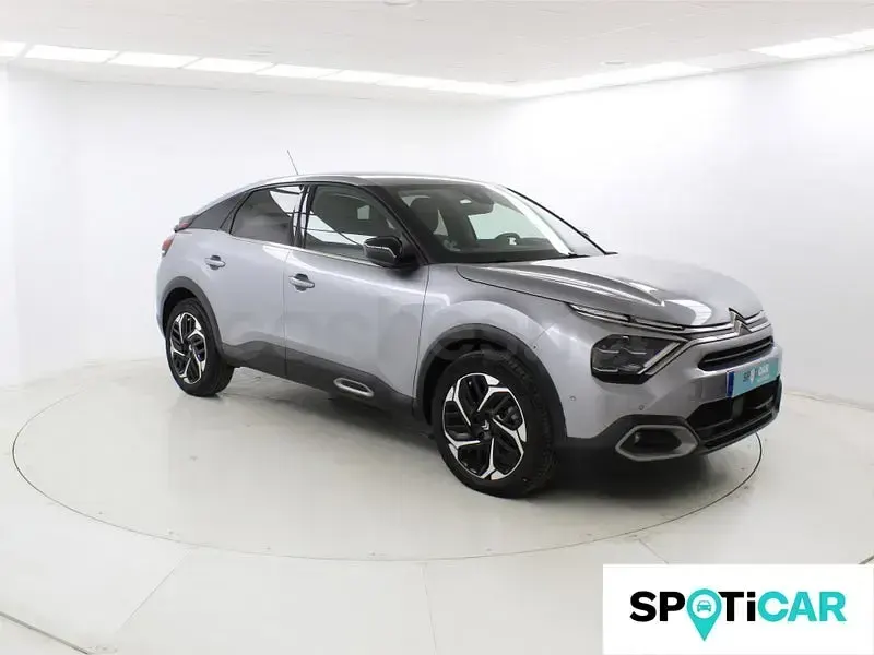Usado Citroën C4 Shine 131 CV (96 kW) 2023 Gris / plata Berlina