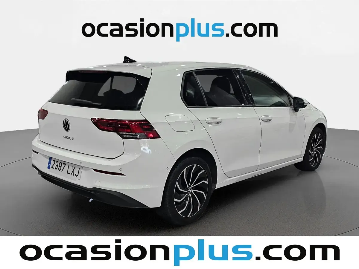 Usado VW Golf VIII Life 131 CV (96 kW) 2022 Blanco Utilitario