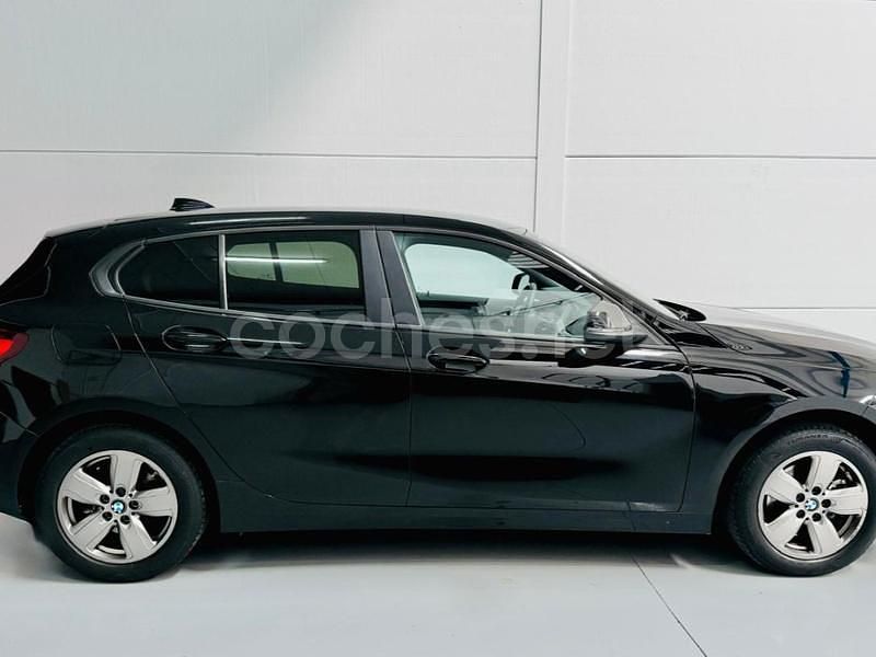 Usado BMW 118 136 CV (100 kW) 2021 Negro Utilitario