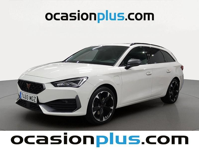 Usado Cupra Leon 204 CV (150 kW) 2023 Blanco Monovolumen