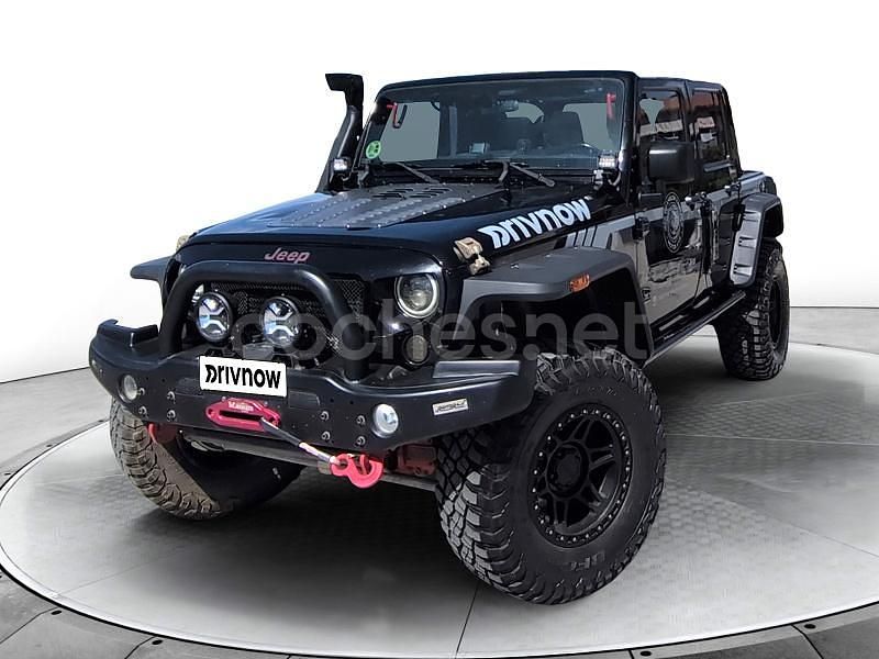 Negro Usado 2011 Jeep Wrangler Unlimited Sahara SUV | 49.000 € - Imagen 1/4